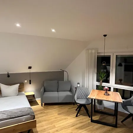 Zur Kleinen Glocke *